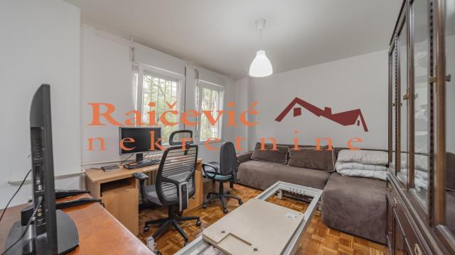 Stan, Trosoban, Prodaja, 86m2, Blok 34 (Carina - Studentski grad), Novi Beograd, Bulevar Zorana Djindjica