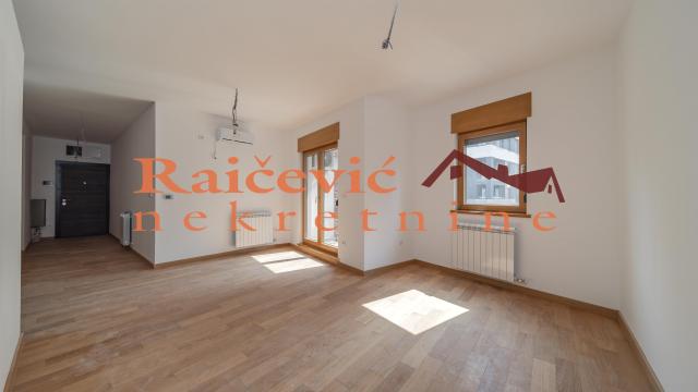 Stan, četvorosoban, Prodaja, 82m2, Trošarina, Voždovac, Milisava Djurovica