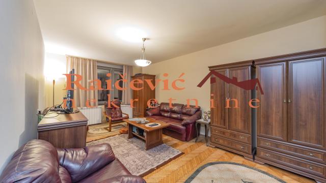 Stan, četvorosoban, Prodaja, 104m2, Gradska bolnica, Zvezdara, Cingrijina