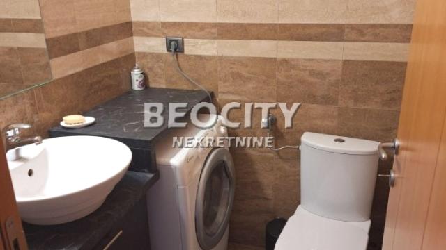 Stan, Trosoban, Izdavanje, 90m2, Hram svetog Save, Vračar, Patrijarha Varnave