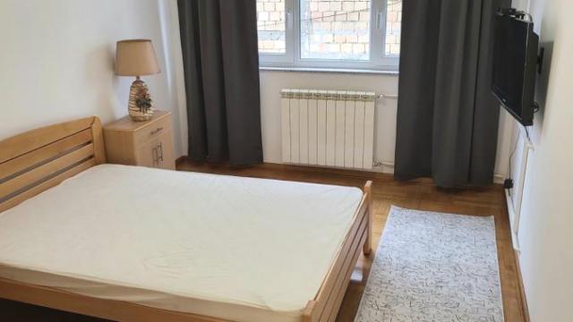 Stan, Trosoban, Izdavanje, 75m2, Banovo brdo, Čukarica, Majdanska Čukarica