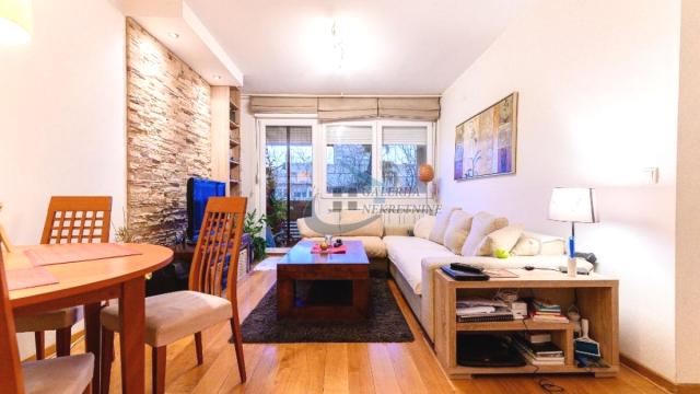 Stan, Trosoban, Prodaja, 62m2, Kej, Zemun, Klare Cetkin