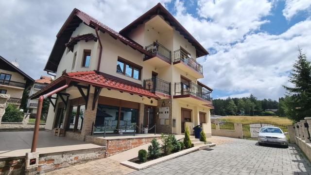 Kuća, Petosoban i veći, Prodaja, 499m2, Zlatibor