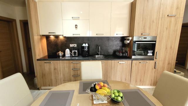 Kuća, Petosoban i veći, Prodaja, 499m2, Zlatibor