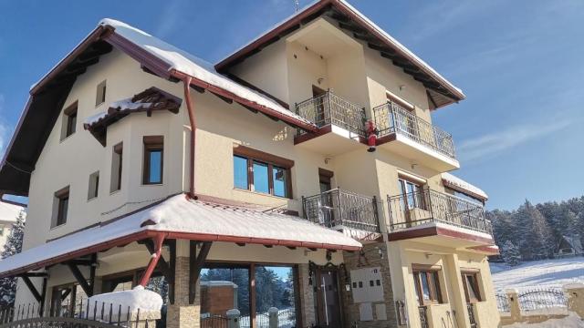 Kuća, Petosoban i veći, Prodaja, 499m2, Zlatibor