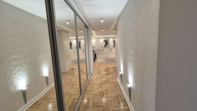 Stan, četvorosoban, Izdavanje, 144m2, Gospodar Jovanova