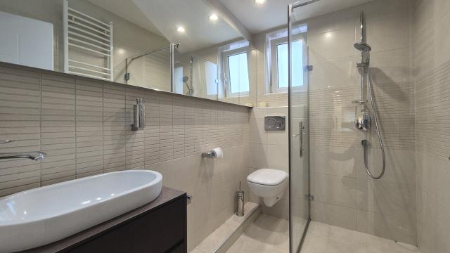 Stan, četvorosoban, Izdavanje, 144m2, Gospodar Jovanova