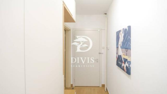 Stan, četvorosoban, Izdavanje, 110m2, Požarevačka