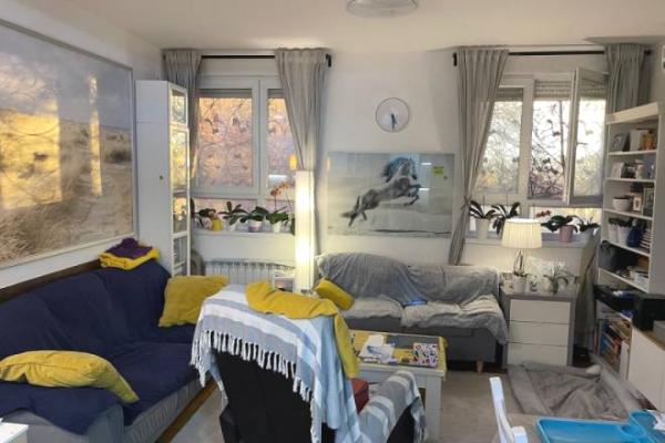 prodaja, stanova,
beograd, 996987, dvoiposoban-madridska