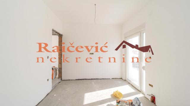 Stan, Trosoban, Prodaja, 82m2, Kaludjerica, Grocka, Kaludjerica