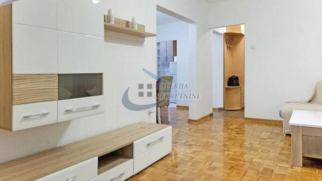 Stan, Troiposoban, Prodaja, 84m2, Bežanijska kosa 2, Novi Beograd, Marka Čelebonovića