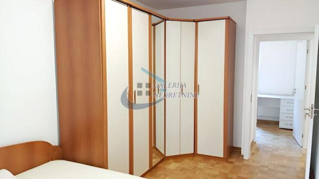 Stan, Troiposoban, Prodaja, 84m2, Bežanijska kosa 2, Novi Beograd, Marka Čelebonovića