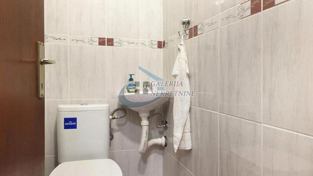 Stan, Troiposoban, Prodaja, 84m2, Bežanijska kosa 2, Novi Beograd, Marka Čelebonovića