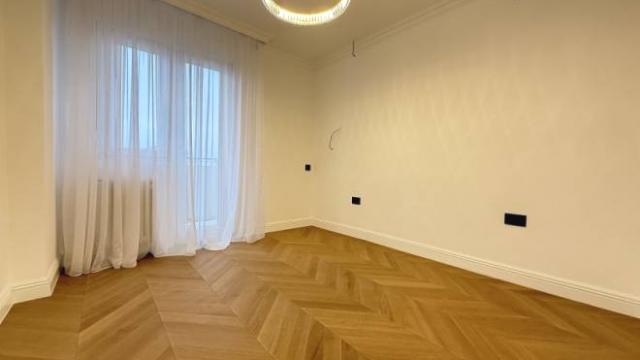 Stan, Dvosoban, Prodaja, 43m2, Južni bulevar