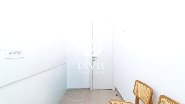 Stan, Trosoban, Prodaja, 73m2, Dubljanska