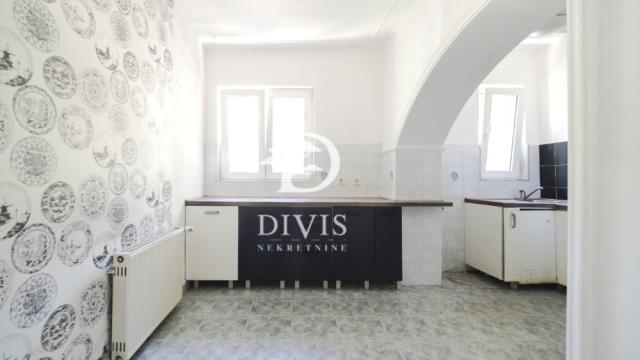 Stan, Trosoban, Izdavanje, 75m2, Ljubomira Stojanovića