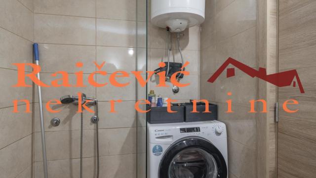 Kuća, Petosoban, Prodaja, 199m2, Ripanj, Voždovac, Put za Bosnjake I deo