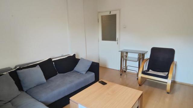 Stan, Jednoiposoban, Izdavanje, 38m2, Tabane, Gradska lokacija, Jagodina