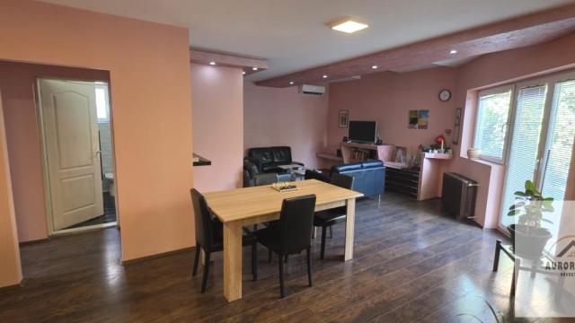 Kuća, Prodaja, 312m2, Bukovac, Petrovaradin, Novi Sad