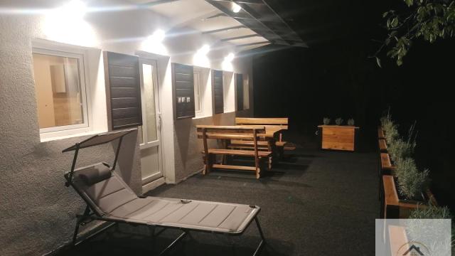 Kuća, četvorosoban, Prodaja, 92m2, Paragovo, Petrovaradin, Novi Sad