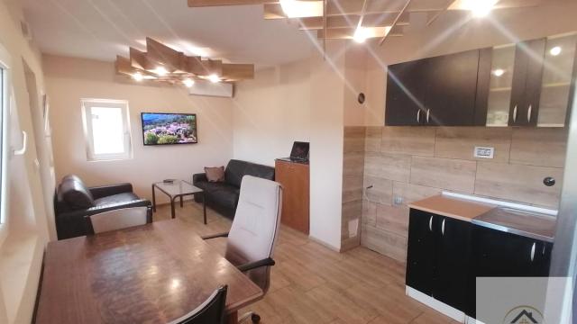 Kuća, četvorosoban, Prodaja, 92m2, Paragovo, Petrovaradin, Novi Sad