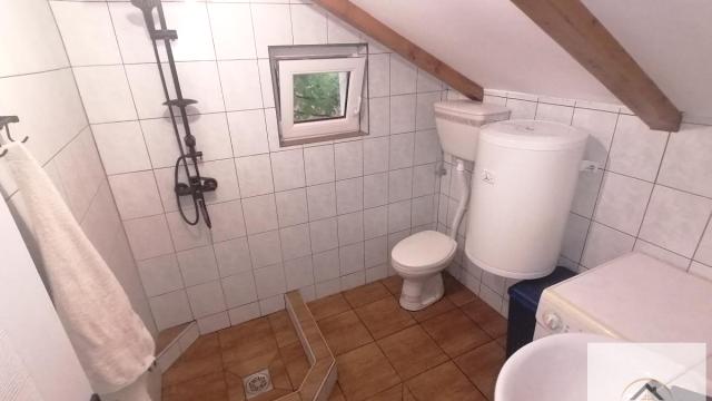 Kuća, četvorosoban, Prodaja, 92m2, Paragovo, Petrovaradin, Novi Sad