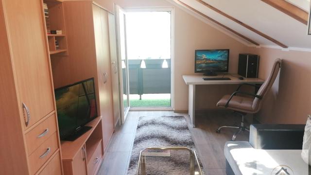 Kuća, četvorosoban, Prodaja, 92m2, Paragovo, Petrovaradin, Novi Sad