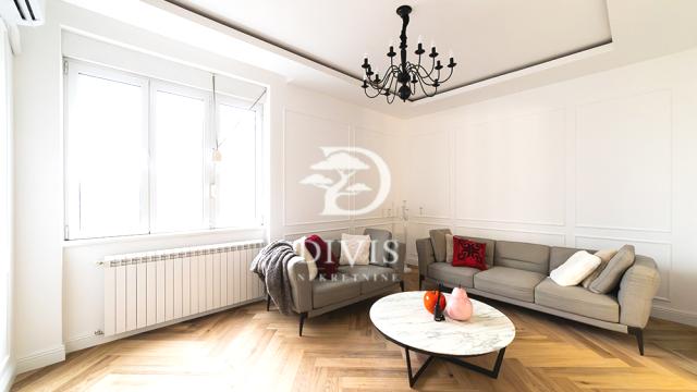 Stan, Trosoban, Prodaja, 92m2, Krunska