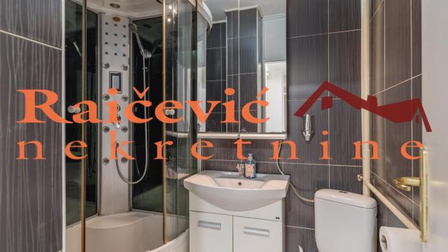 Stan, Trosoban, Prodaja, 64m2, Blok 21, Novi Beograd, Bulevar Zorana Djindjica