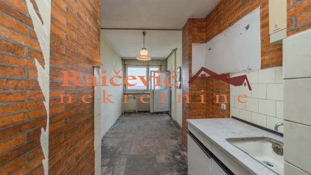 Stan, četvorosoban, Prodaja, 105m2, Blok 37, Novi Beograd, Bulevar Arsenija Carnojevica