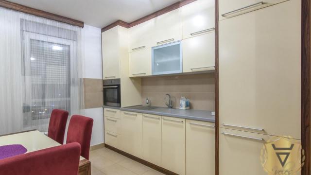 Stan, Dvosoban, Izdavanje, 55m2, Južni bulevar, Vračar, Maksima Gorkog