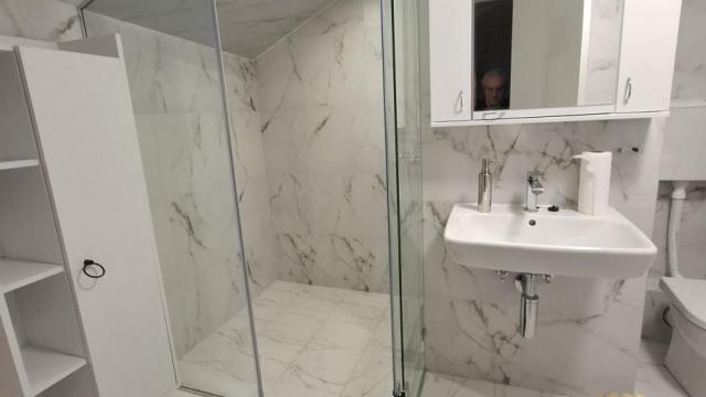 Stan, Dvosoban, Izdavanje, 72m2, Bežanijska kosa 2, Novi Beograd, Ljubinke Bobić