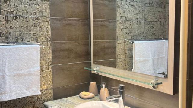 Stan, Trosoban, Izdavanje, 120m2, Poštanska štedionica, Palilula, Kneza Danila