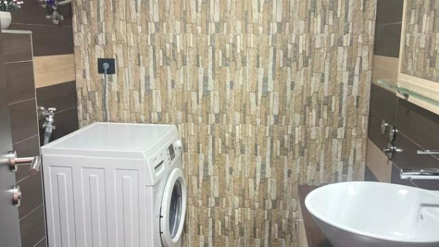 Stan, Trosoban, Izdavanje, 120m2, Poštanska štedionica, Palilula, Kneza Danila