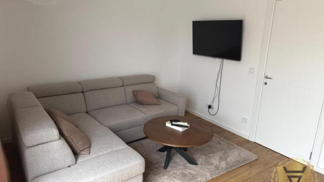 Stan, četvorosoban, Izdavanje, 75m2, Autokomanda, Voždovac, Milorada Bonžulica