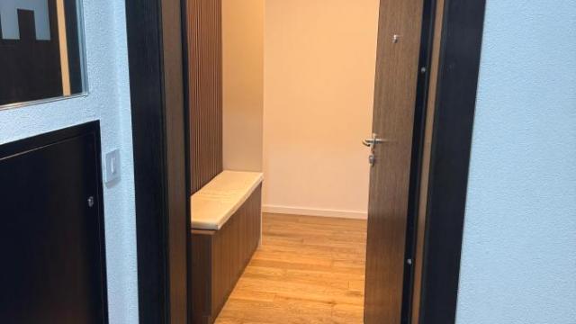 Stan, četvorosoban, Izdavanje, 75m2, Autokomanda, Voždovac, Milorada Bonžulica