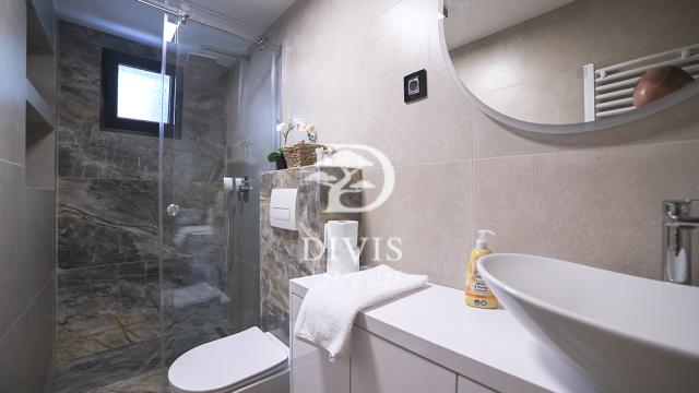 Kuća, četvoroiposoban, Prodaja, 209m2, Grocka