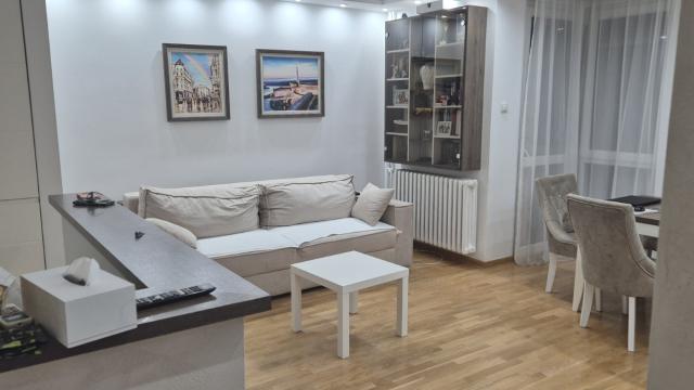 Stan, Trosoban, Prodaja, 64m2, Radoja Domanovića