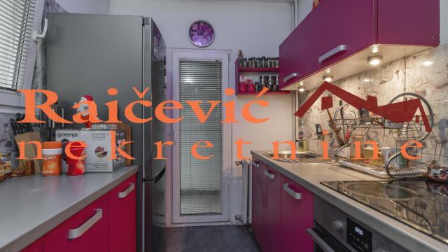 Stan, Trosoban, Prodaja, 98m2, Blok 70a, Novi Beograd, Omladinskih brigada