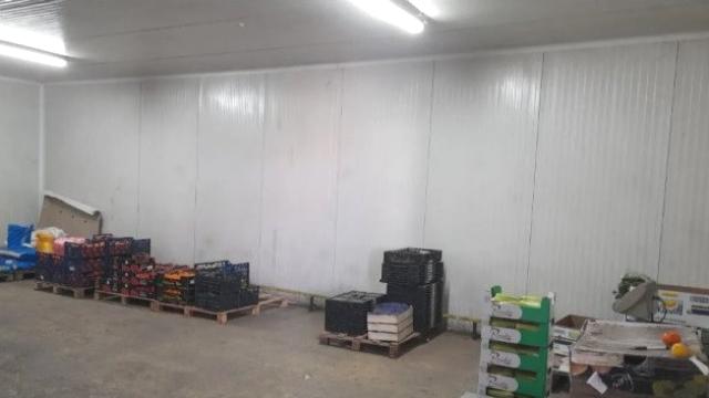 Poslovni prostor, Petosoban i veći, Prodaja, 570m2, Radiofar, Surčin, Radiofar