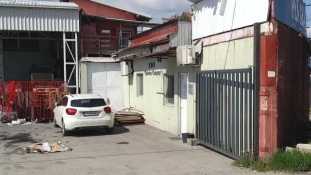 Poslovni prostor, Petosoban i veći, Prodaja, 570m2, Radiofar, Surčin, Radiofar