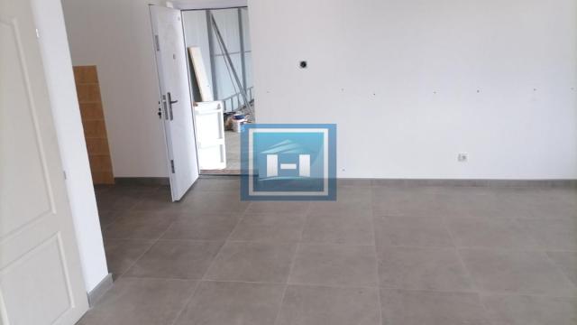 Poslovni prostor, Izdavanje, 268m2, Sarina Medja, Gradska lokacija, Jagodina