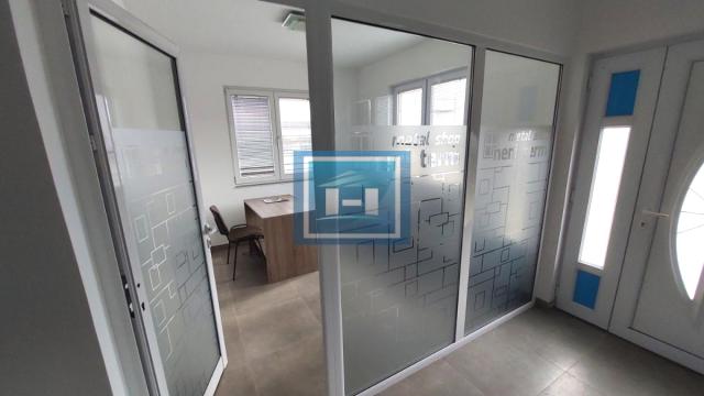 Poslovni prostor, Izdavanje, 268m2, Sarina Medja, Gradska lokacija, Jagodina