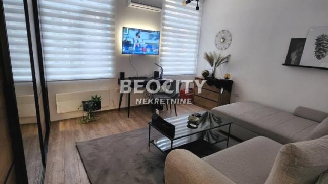 Stan, Jednosoban, Izdavanje, 30m2, Kalenić pijaca, Vračar, Loznička