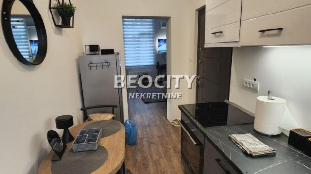 Stan, Jednosoban, Izdavanje, 30m2, Kalenić pijaca, Vračar, Loznička