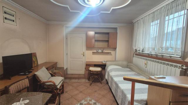 Stan, Jednoiposoban, Prodaja, 32m2, Partizanske vode