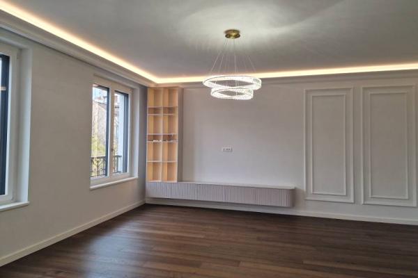 izdavanje, stanova,
beograd, 1002432, petosoban-beogradska