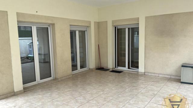 Kuća, Petosoban, Izdavanje, 220m2, Hotel M, Voždovac, Bilećka