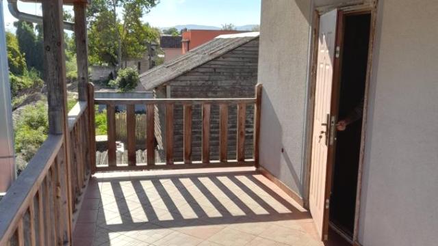 Kuća, Trosoban, Prodaja, 90m2, Futog, Novi Sad, Novi Sad