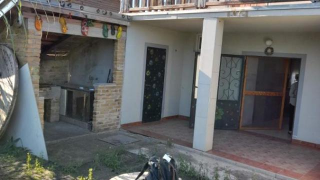 Kuća, Trosoban, Prodaja, 90m2, Futog, Novi Sad, Novi Sad